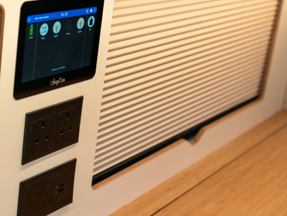 SavvyVan control panel and vanshades